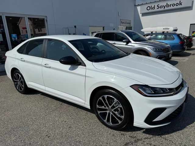 2025 Volkswagen Jetta 1.5T Sport photo 3