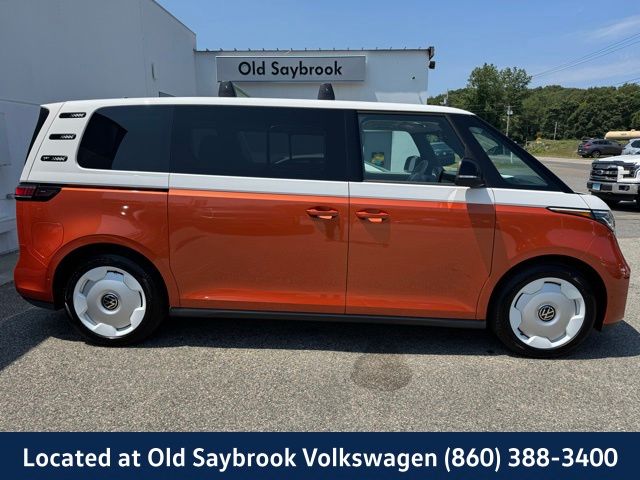 2025 Volkswagen ID. Buzz photo 2