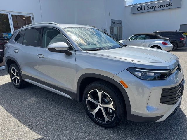 2025 Volkswagen Tiguan SE photo 3