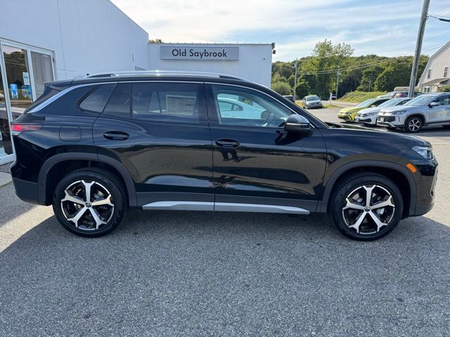 2025 Volkswagen Tiguan SE photo 4