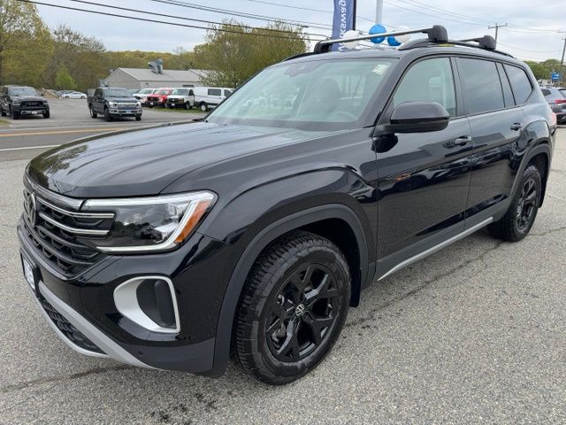 2026 Volkswagen Atlas 2.0T Atlas Peak Edition 4MOTION's photo