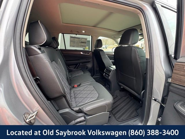 2025 Volkswagen Atlas SEL Premium R-Line - Photo 24