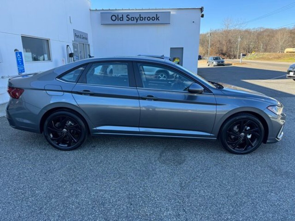 New 2026 Volkswagen Jetta 1.5T SE Sedan