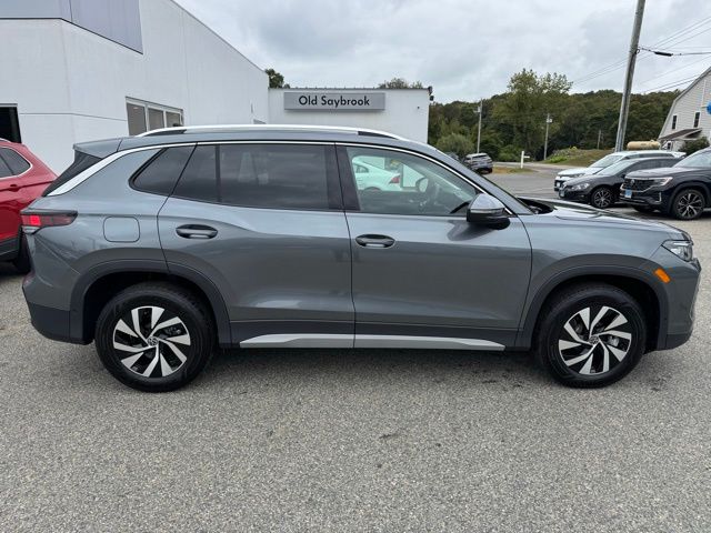 2025 Volkswagen Tiguan S photo 4