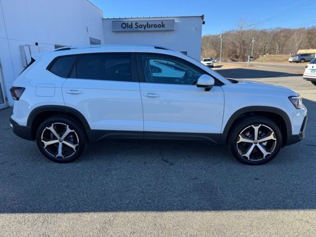 New 2026 Volkswagen Taos 1.5T SEL SUV