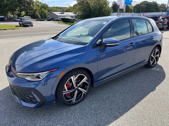 2026 Volkswagen Golf GTI SE Hatchback