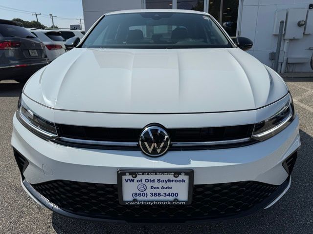 2025 Volkswagen Jetta 1.5T Sport photo 2