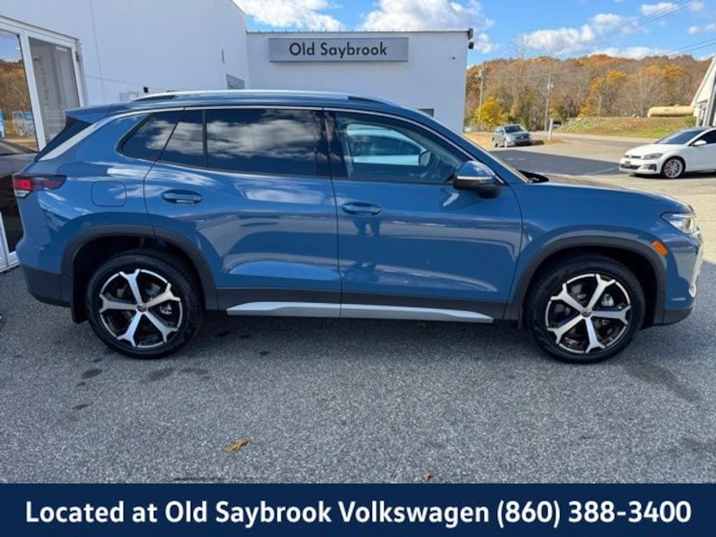 New 2026 Volkswagen Tiguan 2.0T SE SUV