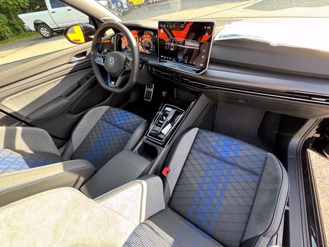 2026 Volkswagen Golf R R - Photo 27