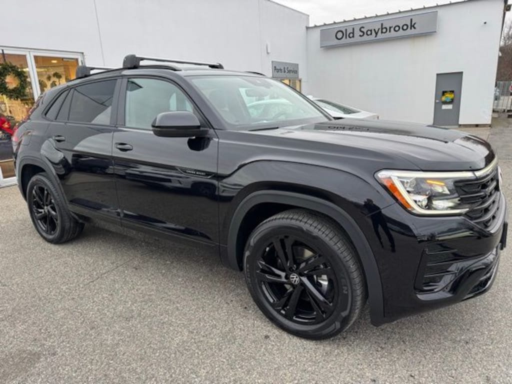 New 2026 Volkswagen Atlas Cross Sport 2.0T SEL R-Line Black SUV