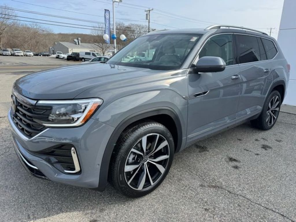 New 2026 Volkswagen Atlas 2.0T SEL Premium R-Line SUV