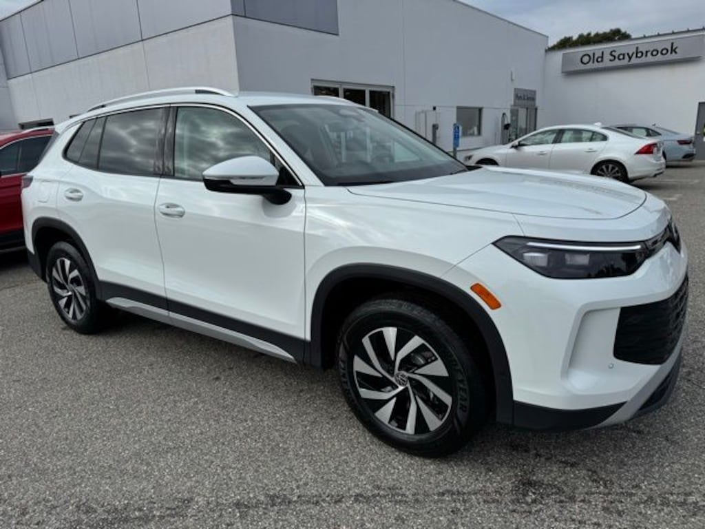 New 2025 Volkswagen Tiguan 2.0T S SUV