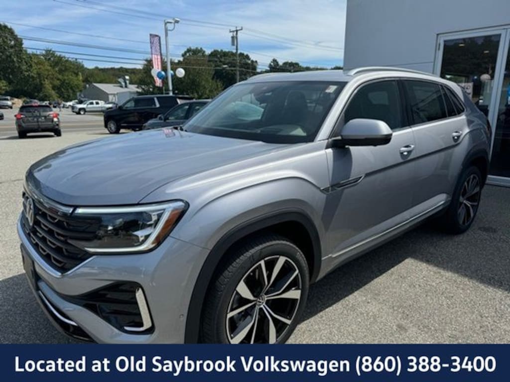 New 2024 Volkswagen Atlas Cross Sport 2.0T SEL Premium R-Line SUV