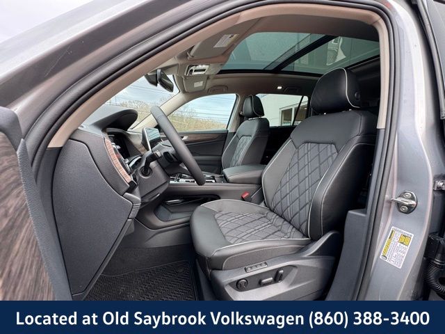 2025 Volkswagen Atlas SEL Premium R-Line - Photo 31