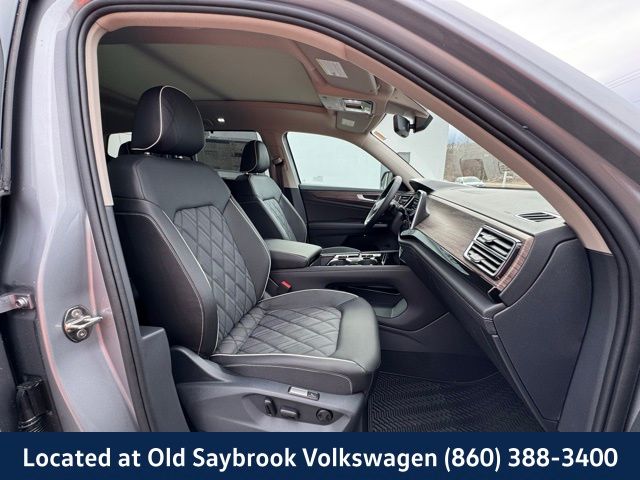 2025 Volkswagen Atlas SEL Premium R-Line - Photo 27