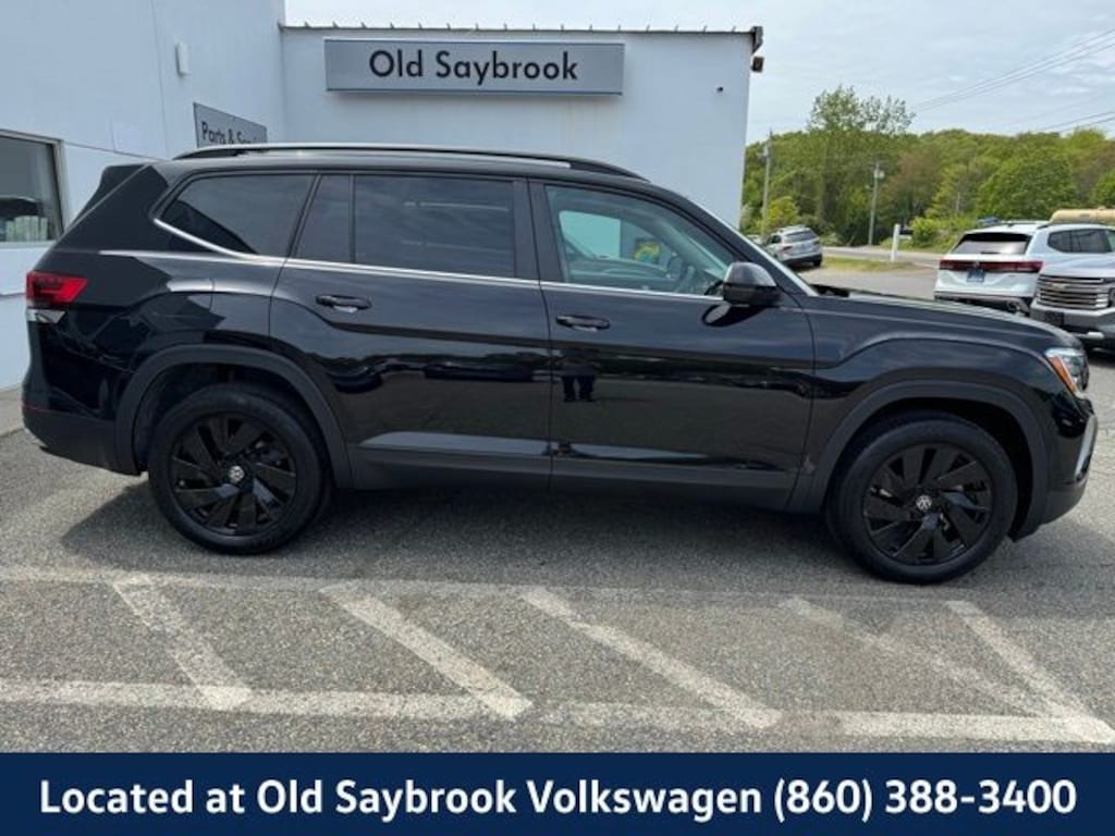 New 2025 Volkswagen Atlas 2.0T SE w/Technology SUV