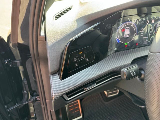 2026 Volkswagen Golf R R - Photo 35