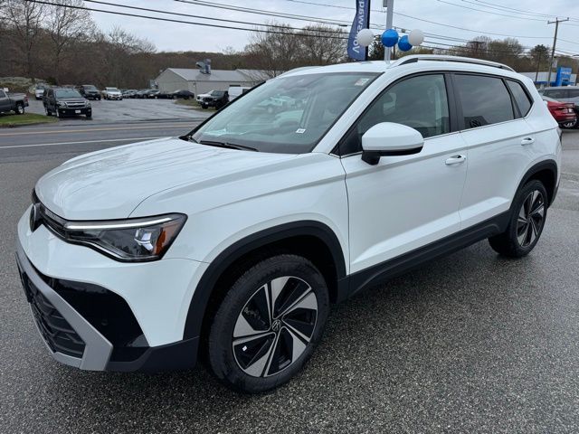 2026 Volkswagen Taos SE