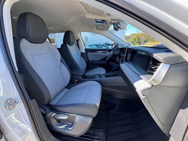 2026 Volkswagen Tiguan S - Photo 23