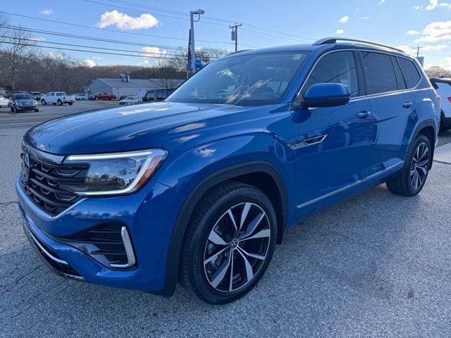 2026 Volkswagen Atlas SEL Premium R-Line's photo