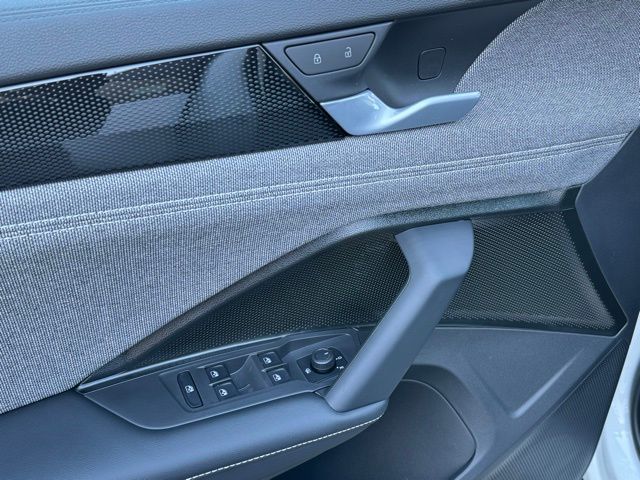 2026 Volkswagen Tiguan S - Photo 32