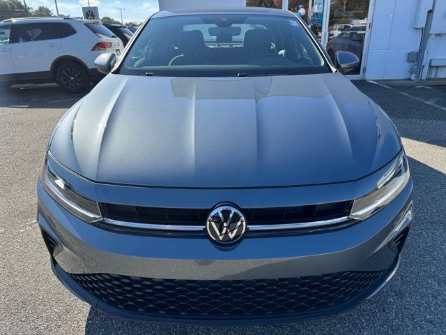 2026 Volkswagen Jetta 1.5T Sport photo 2