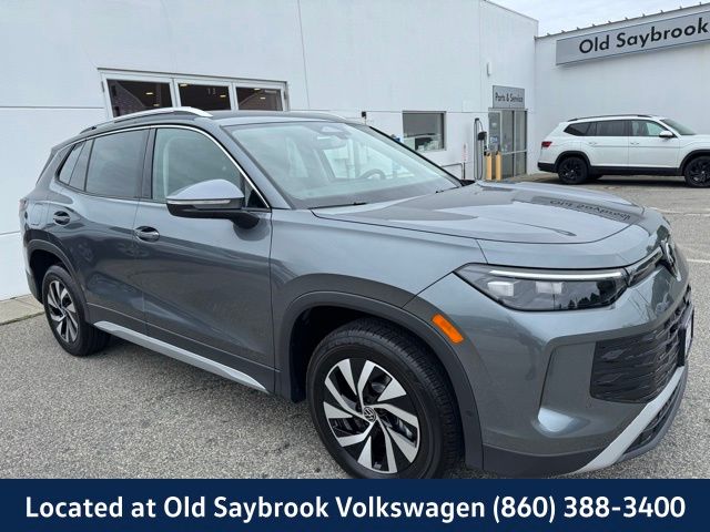 2025 Volkswagen Tiguan S photo 3