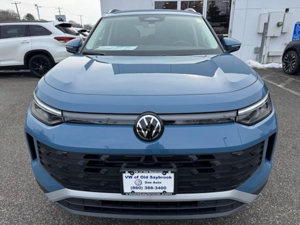 New 2026 Volkswagen Tiguan 2.0T SE SUV