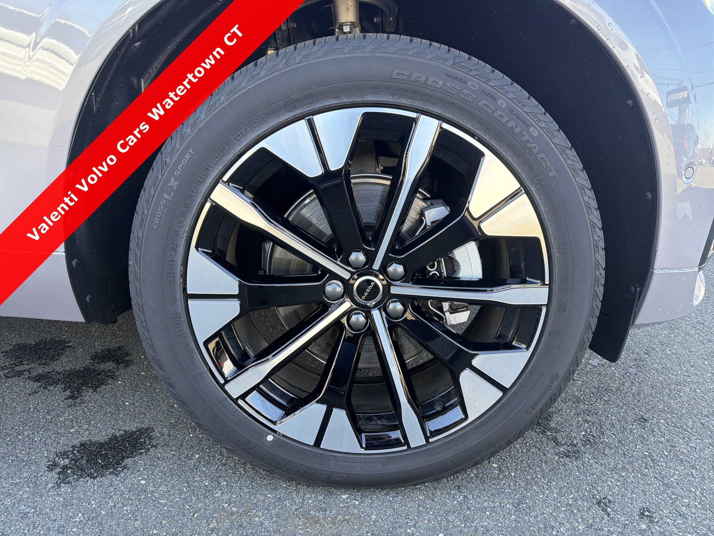 2026 Volvo XC60 Plus - Photo 7
