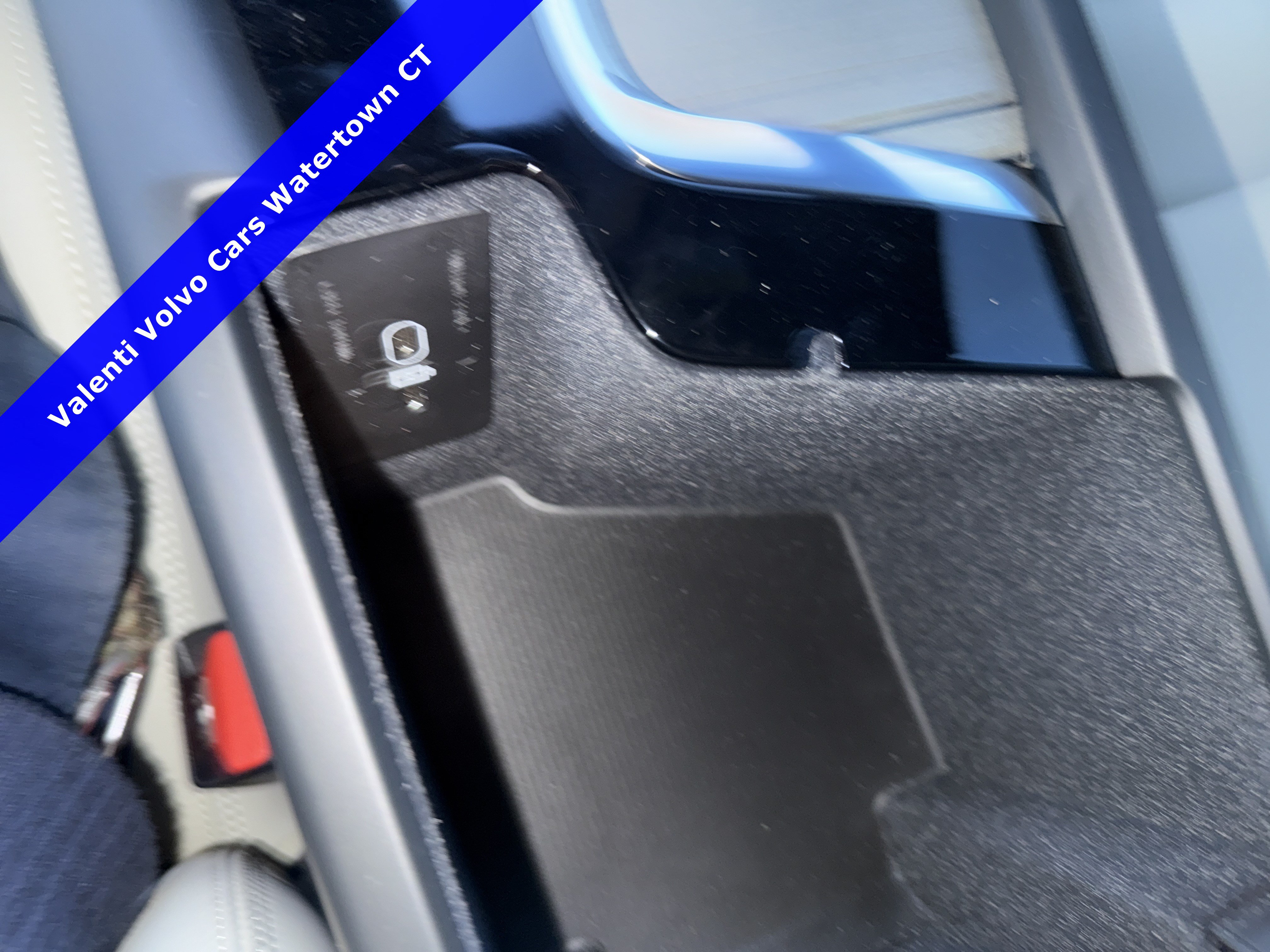 2026 Volvo V60 Cross Country Ultra - Photo 25