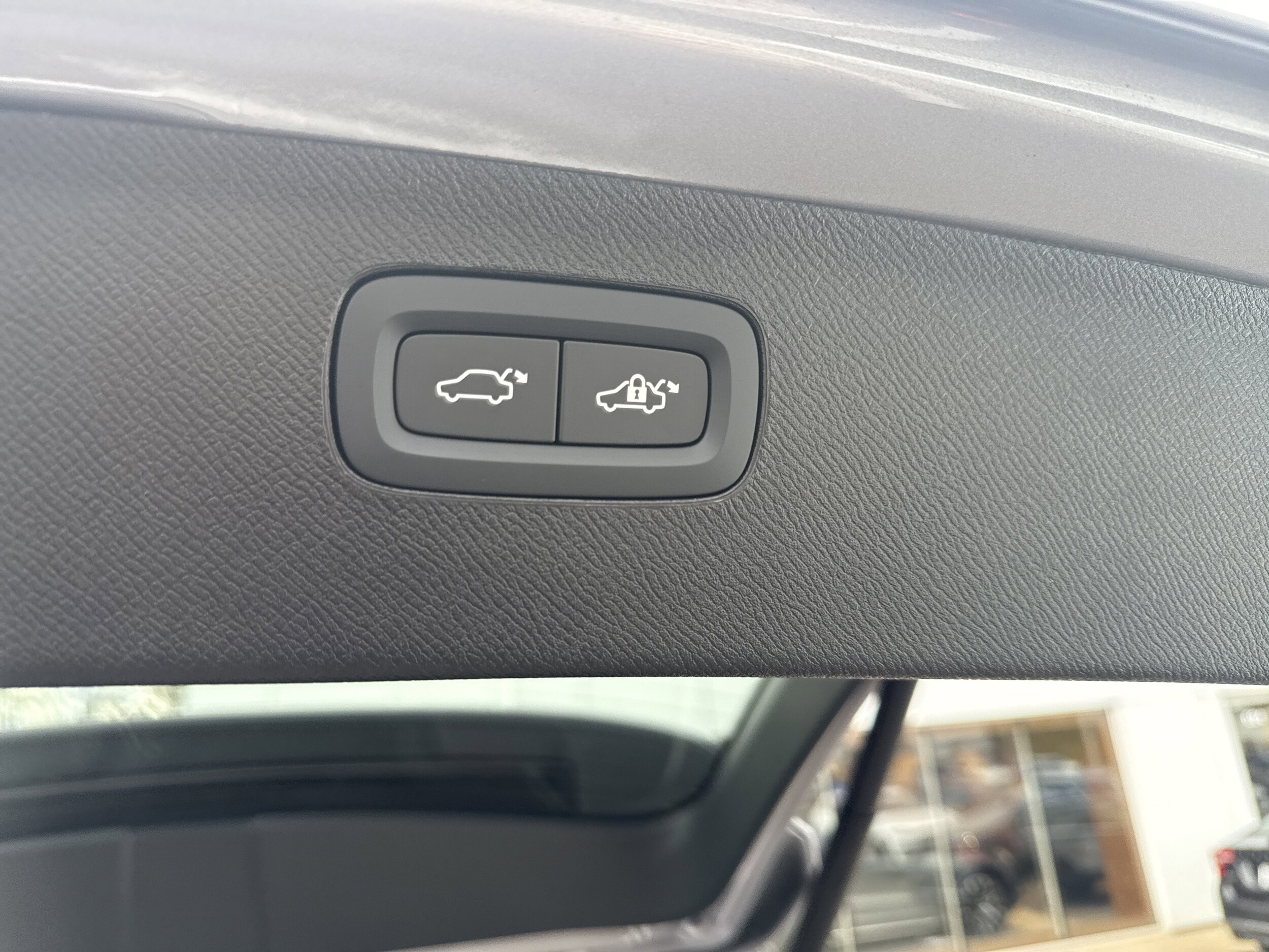 2026 Volvo XC90 Ultra - Photo 10