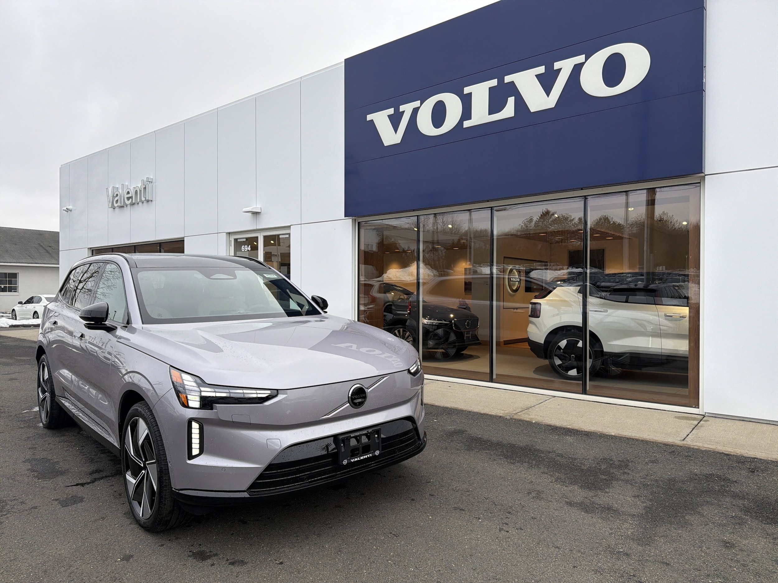 2026 Volvo EX90 Twin Motor Performance Ultra 7-Seater's photo