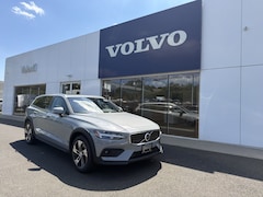 2026 Volvo V60 Cross Country B5 Plus Wagon