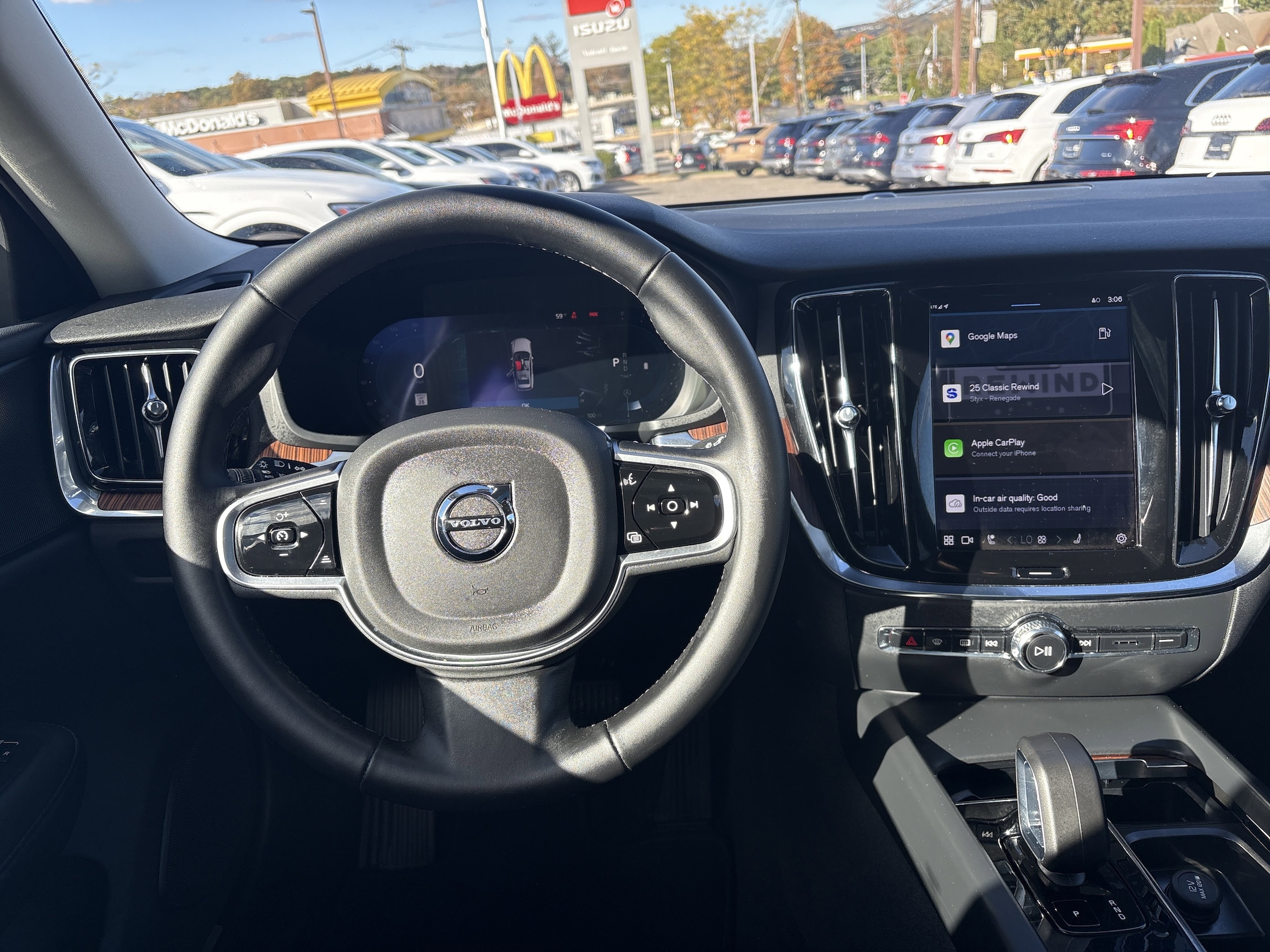 2025 Volvo V60 Cross Country Plus - Photo 7