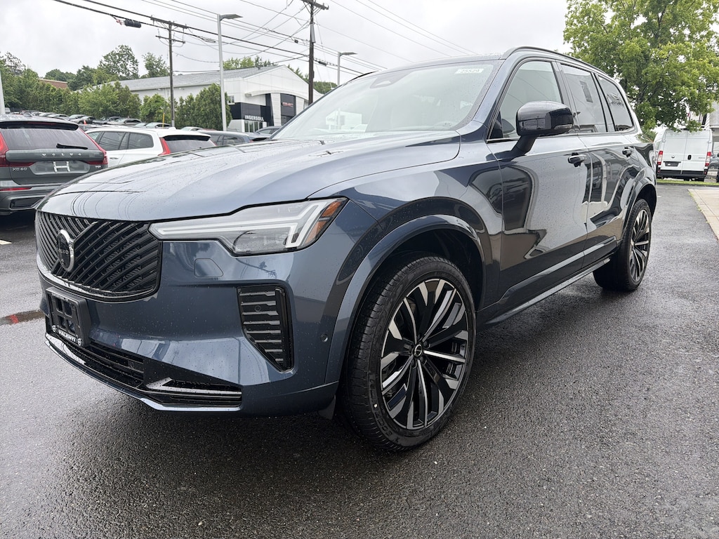 New 2026 Volvo XC90 B6 Ultra Dark Theme 6-Seater SUV