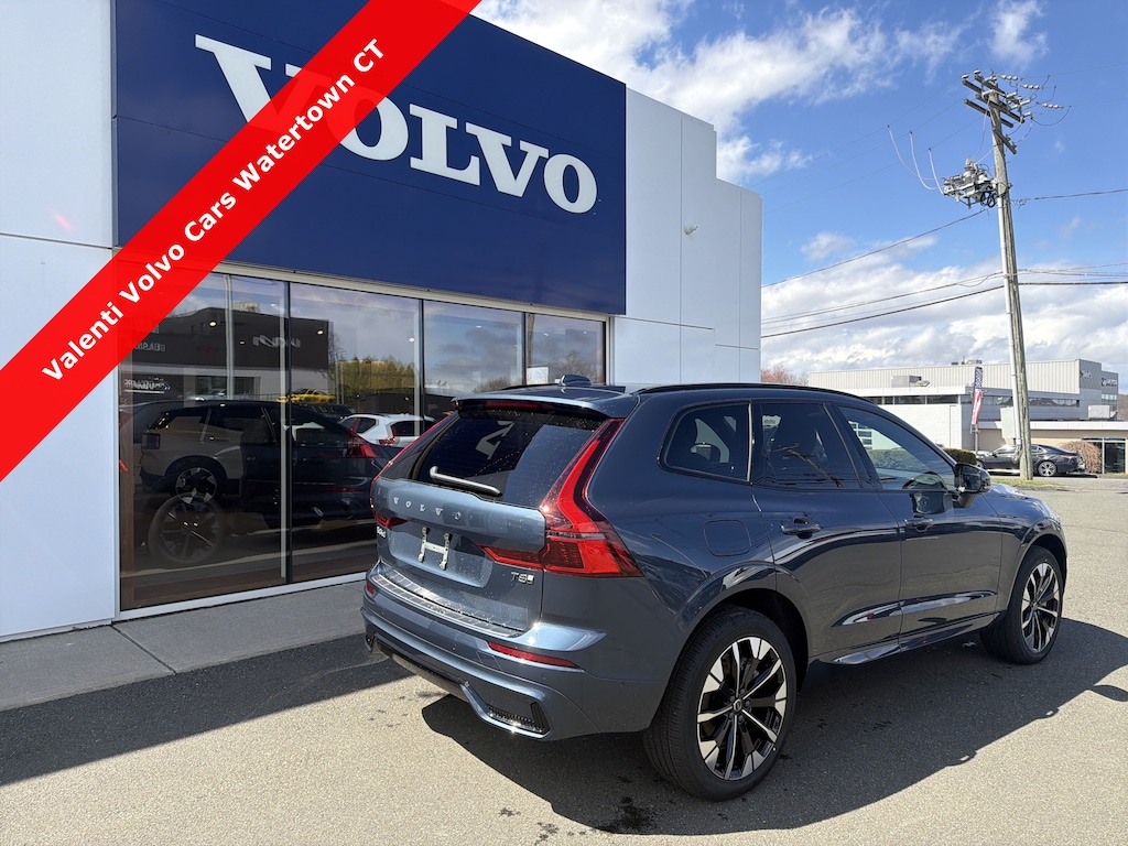 New 2026 Volvo XC60 plug-in hybrid T8 Plus SUV