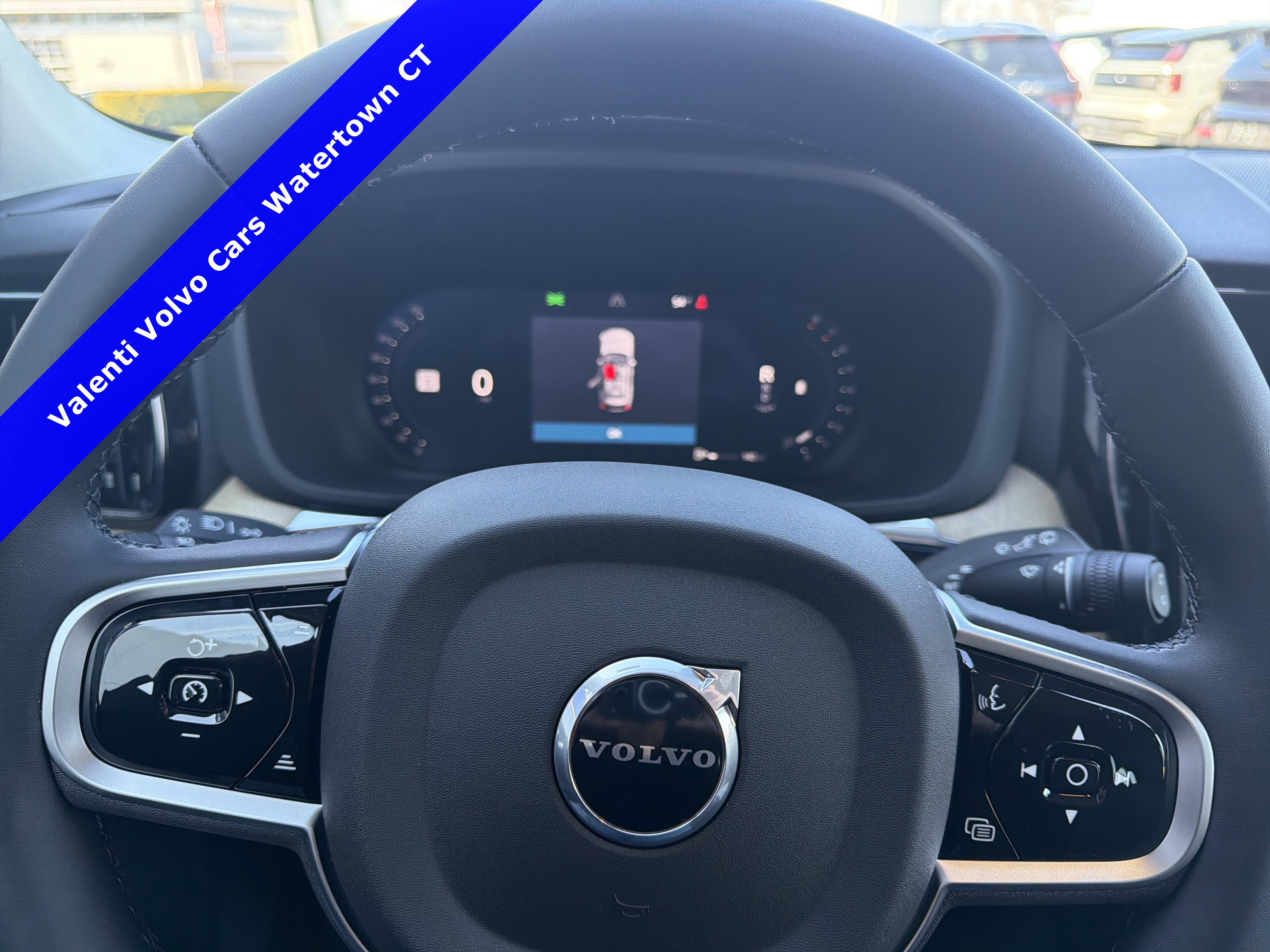 2026 Volvo XC60 Plus - Photo 22