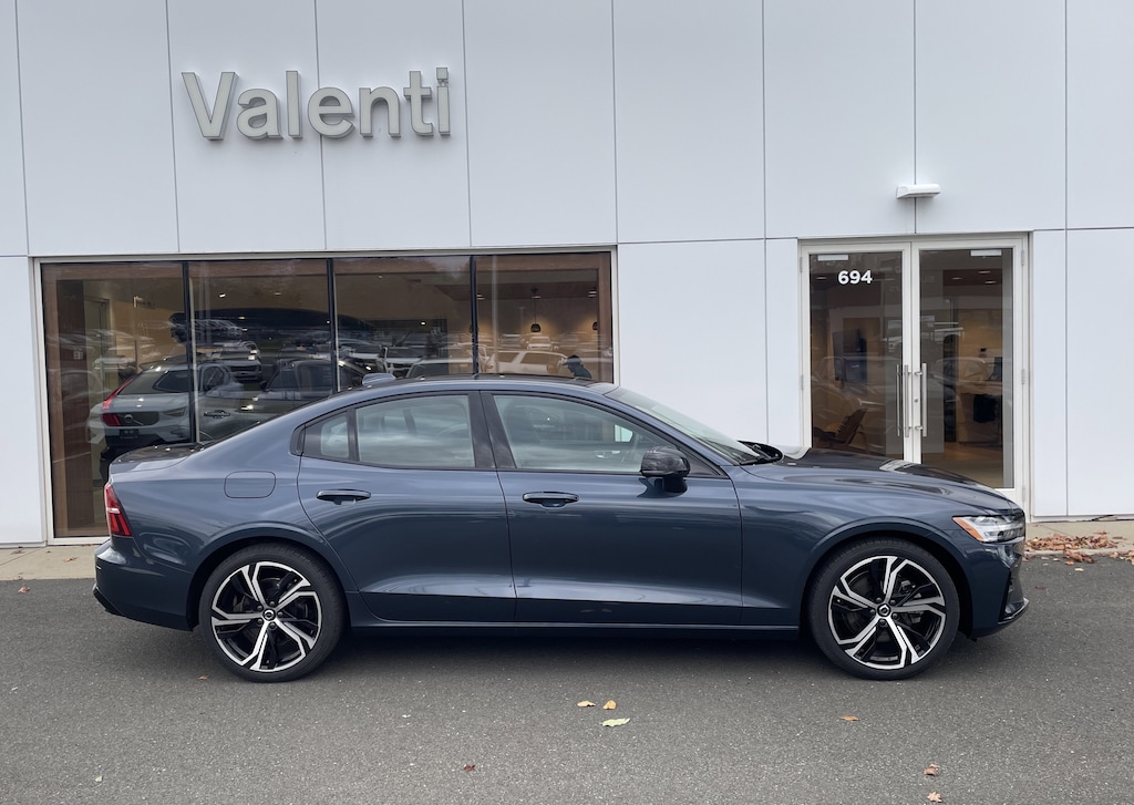 Certified 2025 Volvo S60 B5 Core Sedan