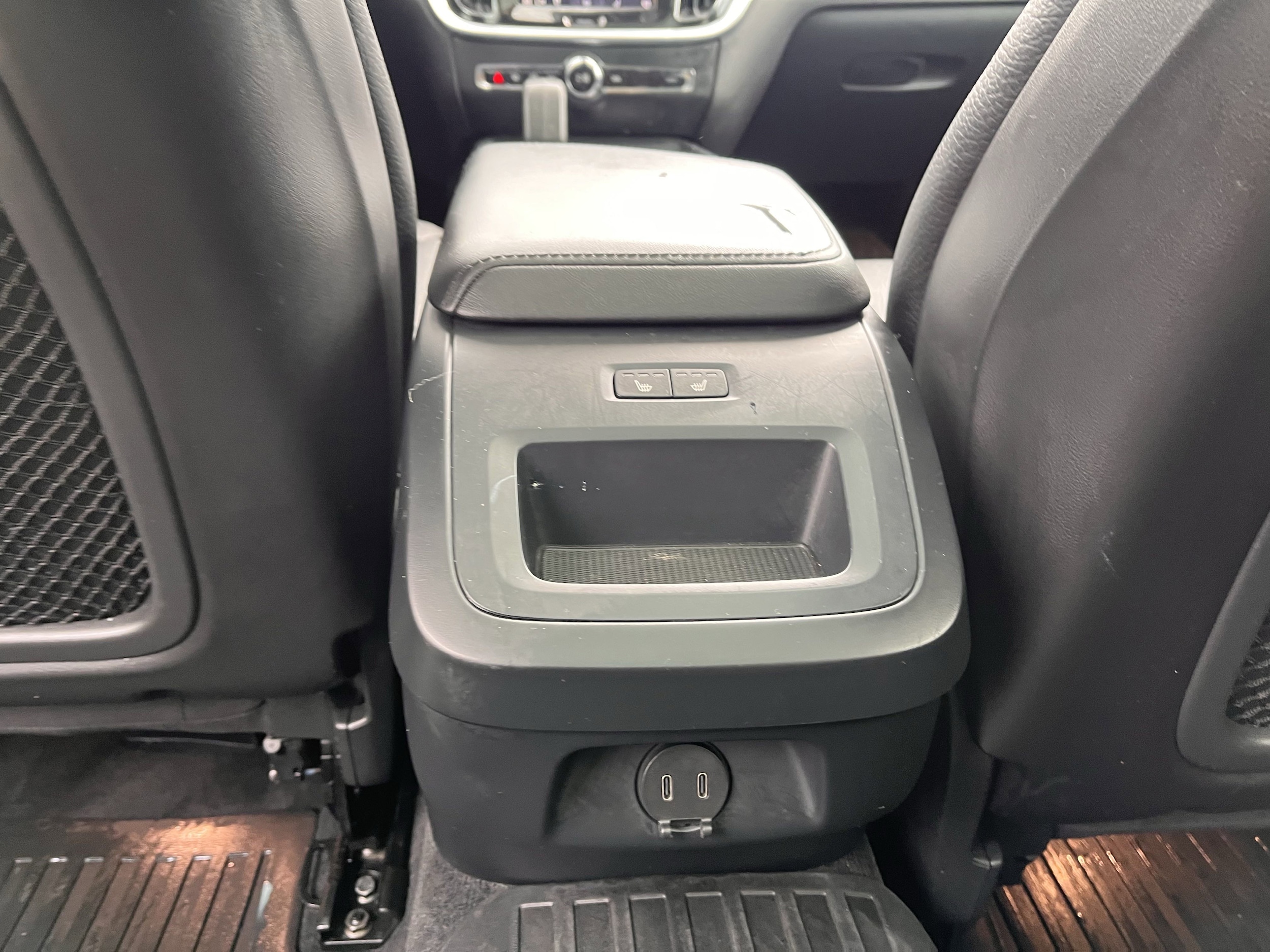 2024 Volvo V60 Cross Country Plus - Photo 15