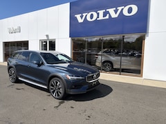 2026 Volvo V60 Cross Country B5 Ultra Wagon