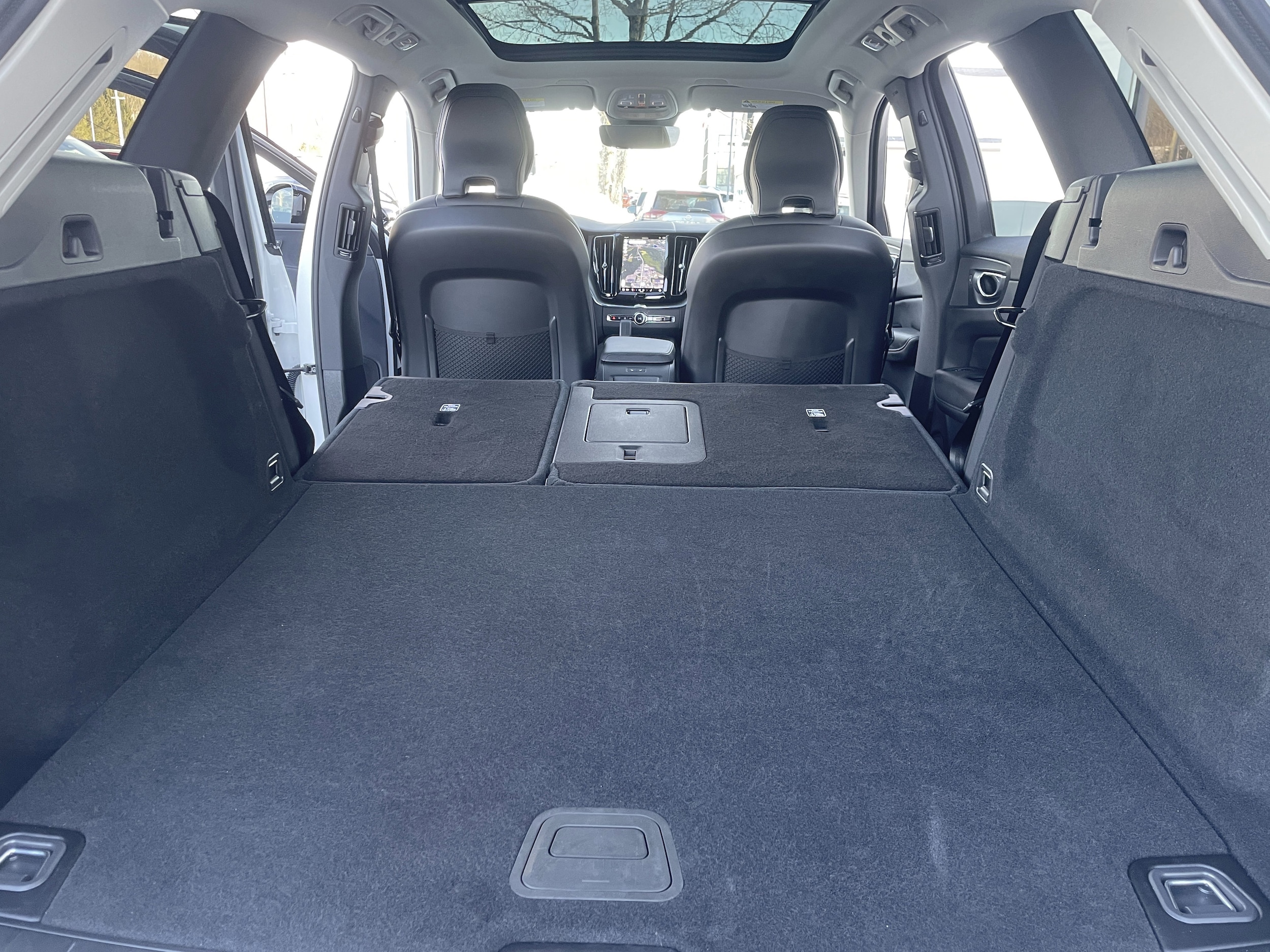 2025 Volvo XC60 Core - Photo 28