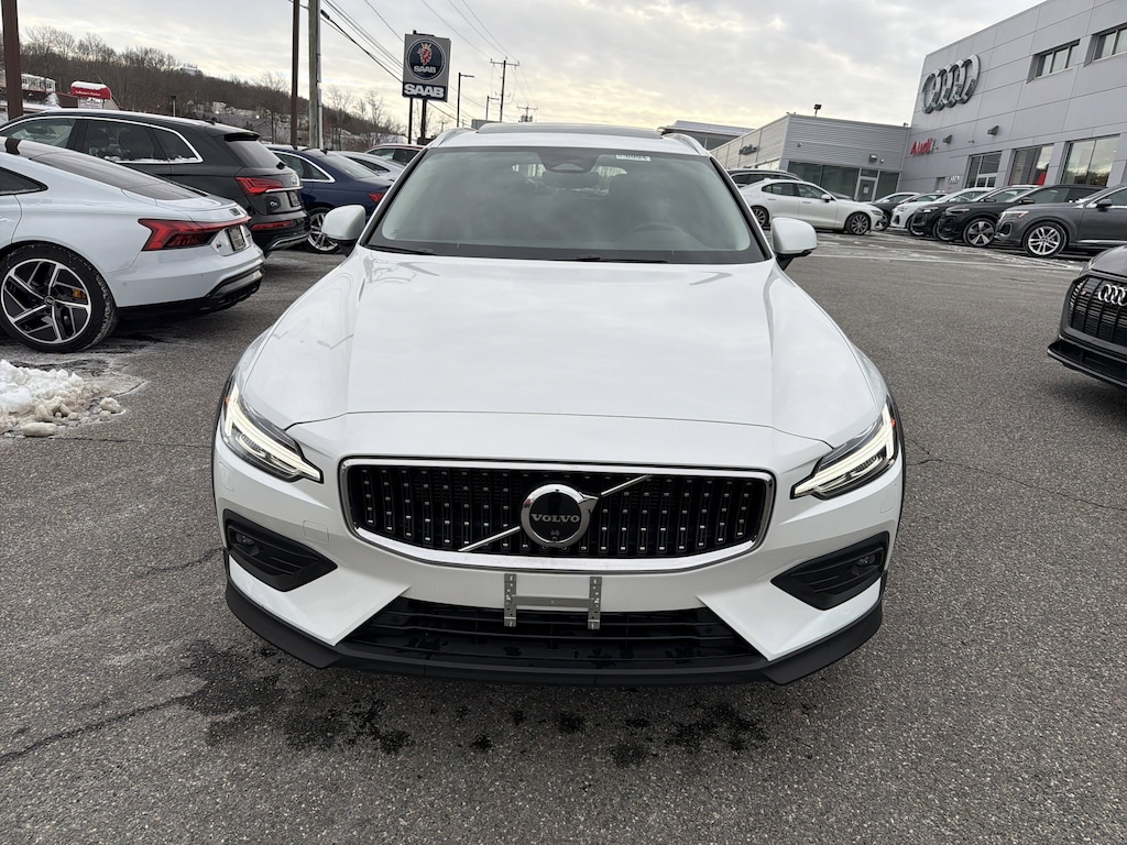 Used 2025 Volvo V60 Cross Country B5 Plus Wagon