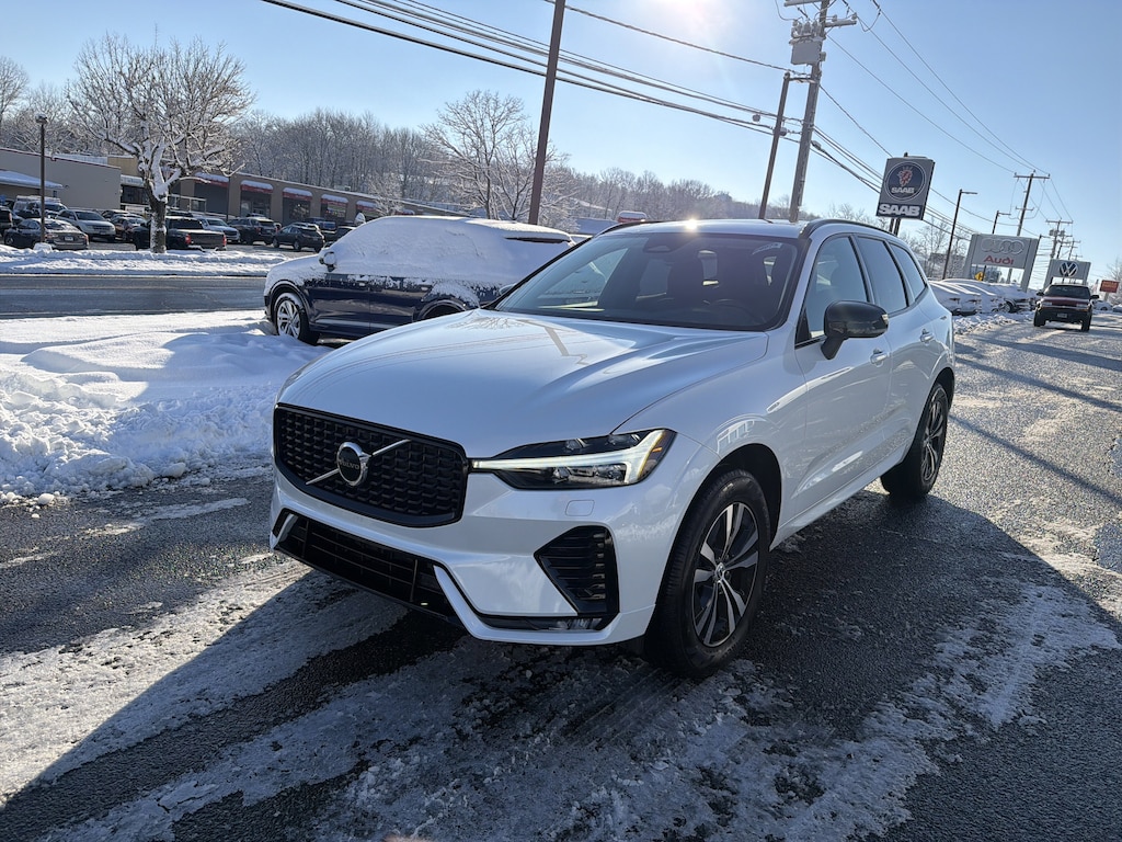 Certified 2025 Volvo XC60 B5 Core SUV