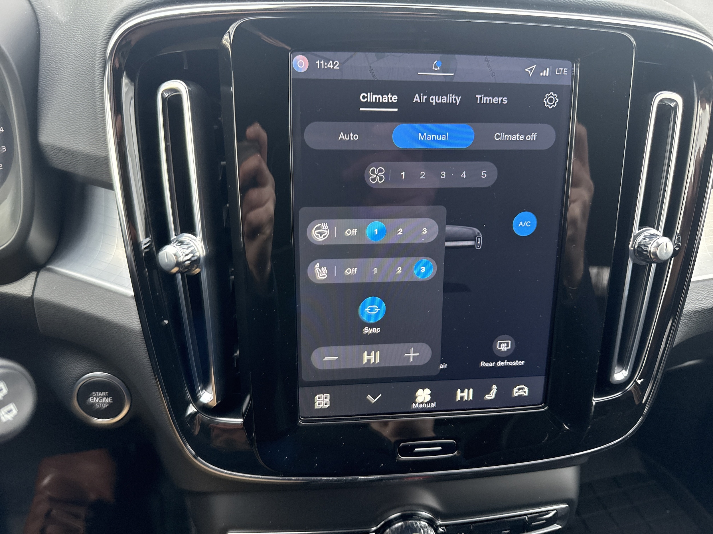 2026 Volvo XC40 Ultra Black Edition - Photo 38
