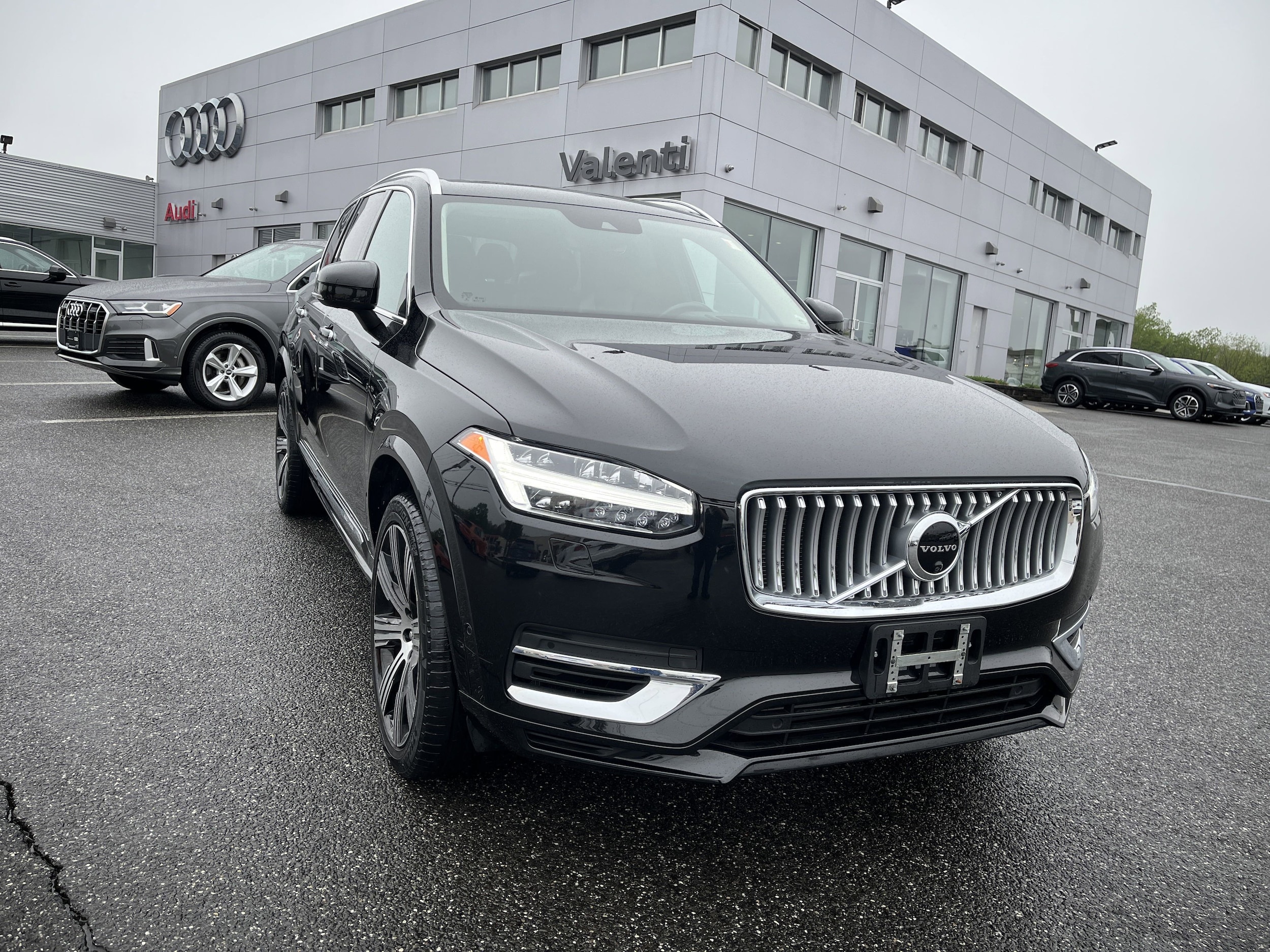2022 Volvo XC90 Recharge Plug-In Hybrid T8 Inscription Extended Range 6P