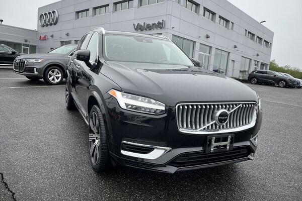 2022 Volvo XC90 Recharge Plug-In Hybrid T8 Inscription Extended Range 6P SUV