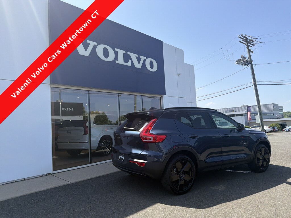 New 2026 Volvo XC40 B5 Ultra Black Edition SUV