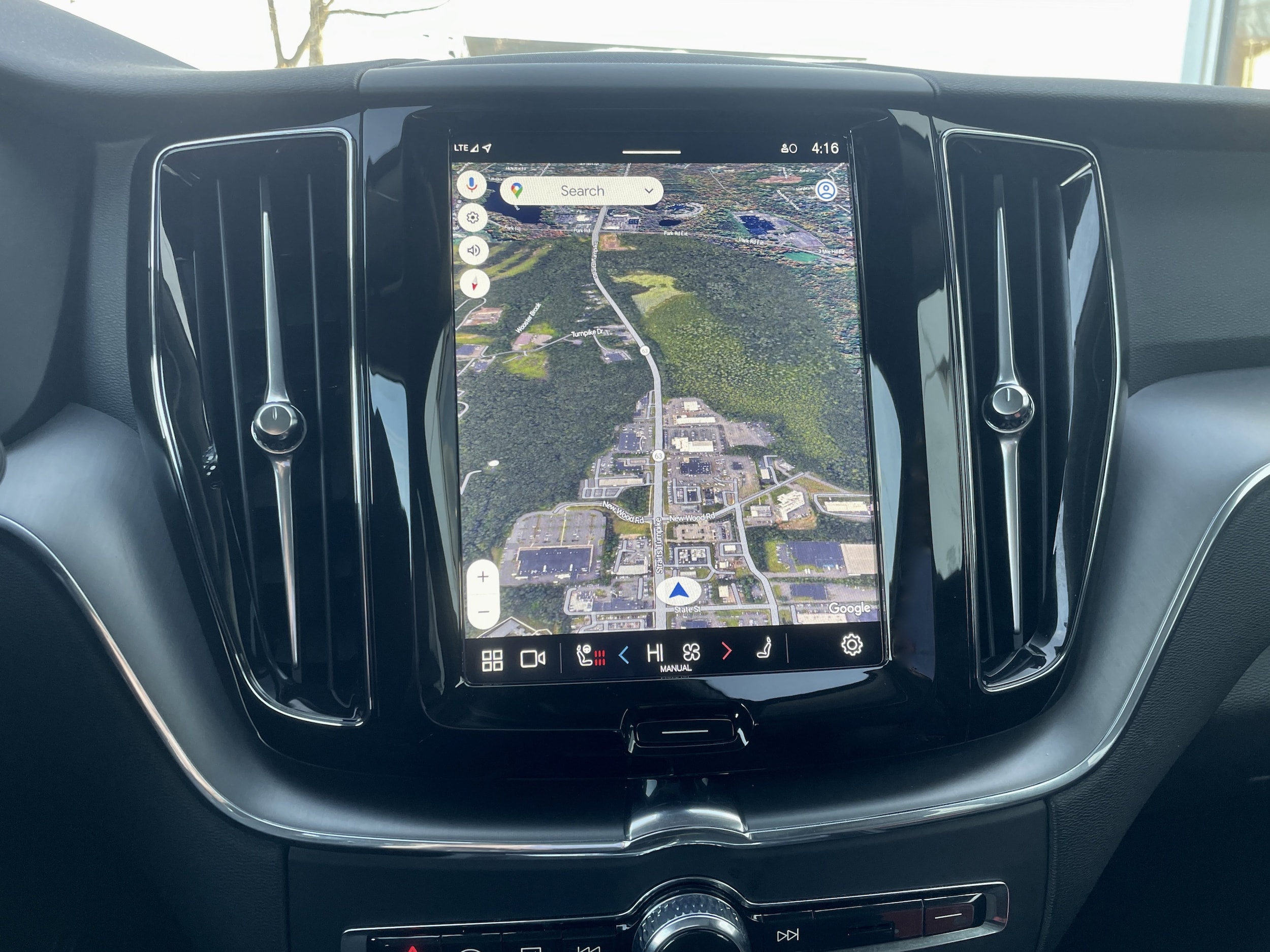 2025 Volvo XC60 Core - Photo 24