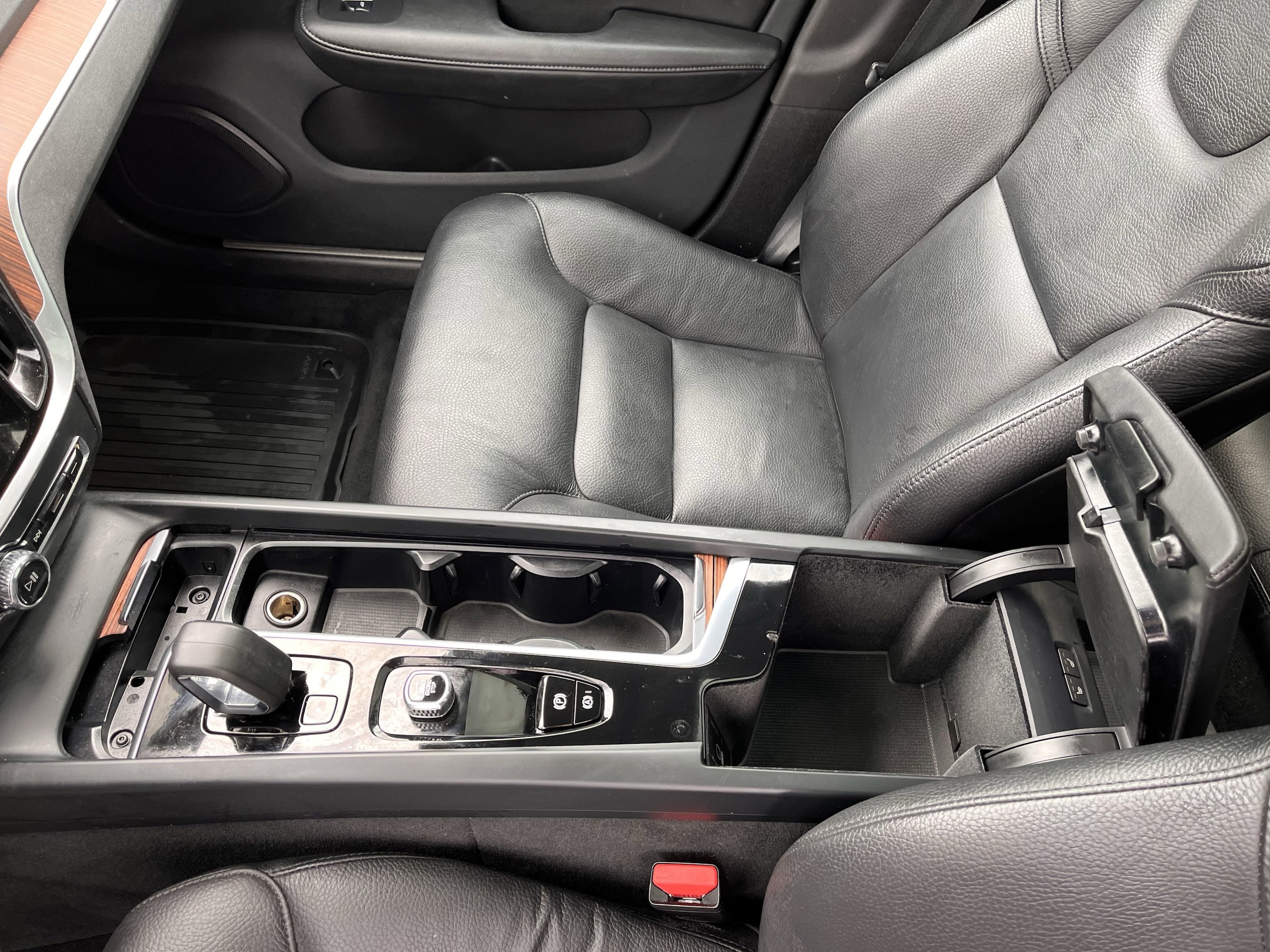 2024 Volvo V60 Cross Country Plus - Photo 11