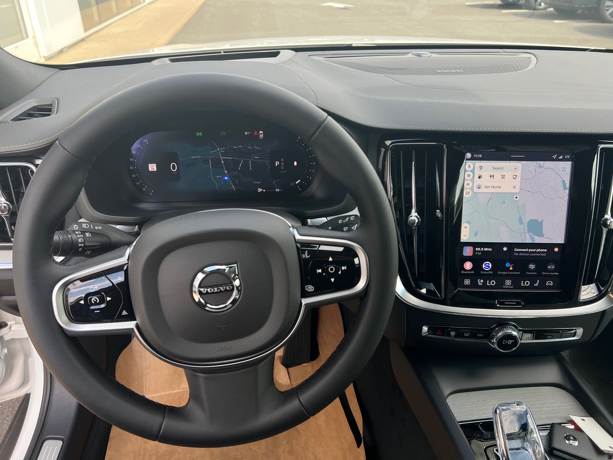 2026 Volvo V60 Cross Country Ultra - Photo 9